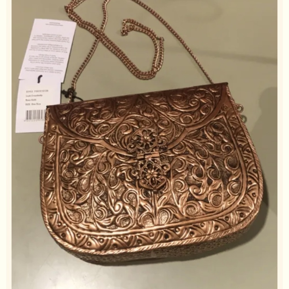 FROM ST XAVIER - Atria Clutch NWT